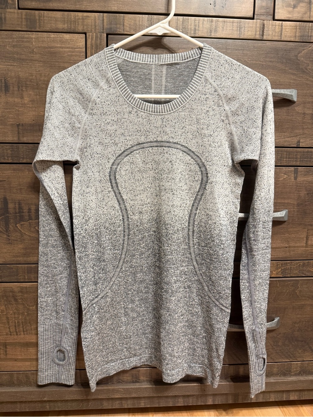 lululemon athletica grey long sleeve